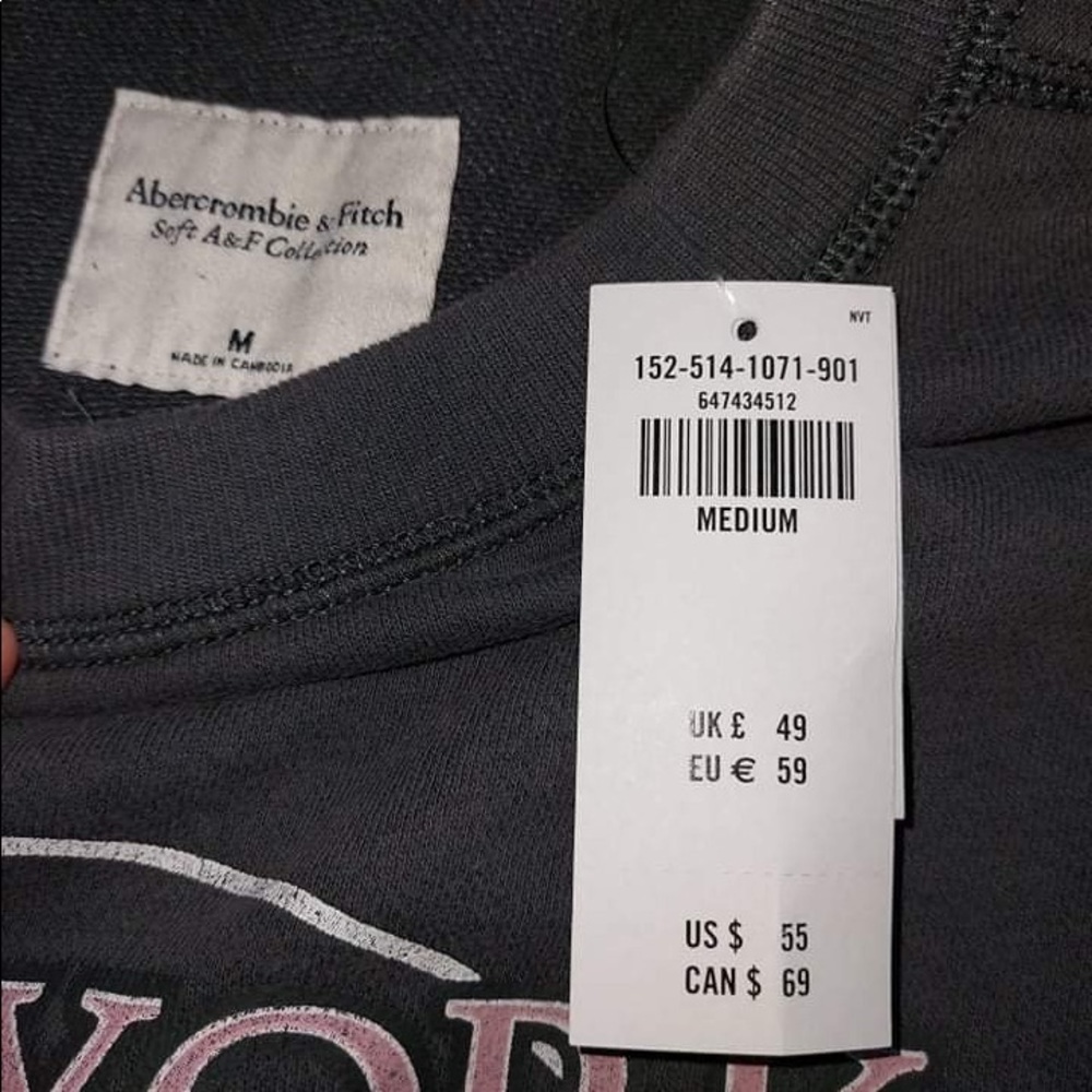 A&F Sweatshirt size Medium NWT - Picture 6 of 10